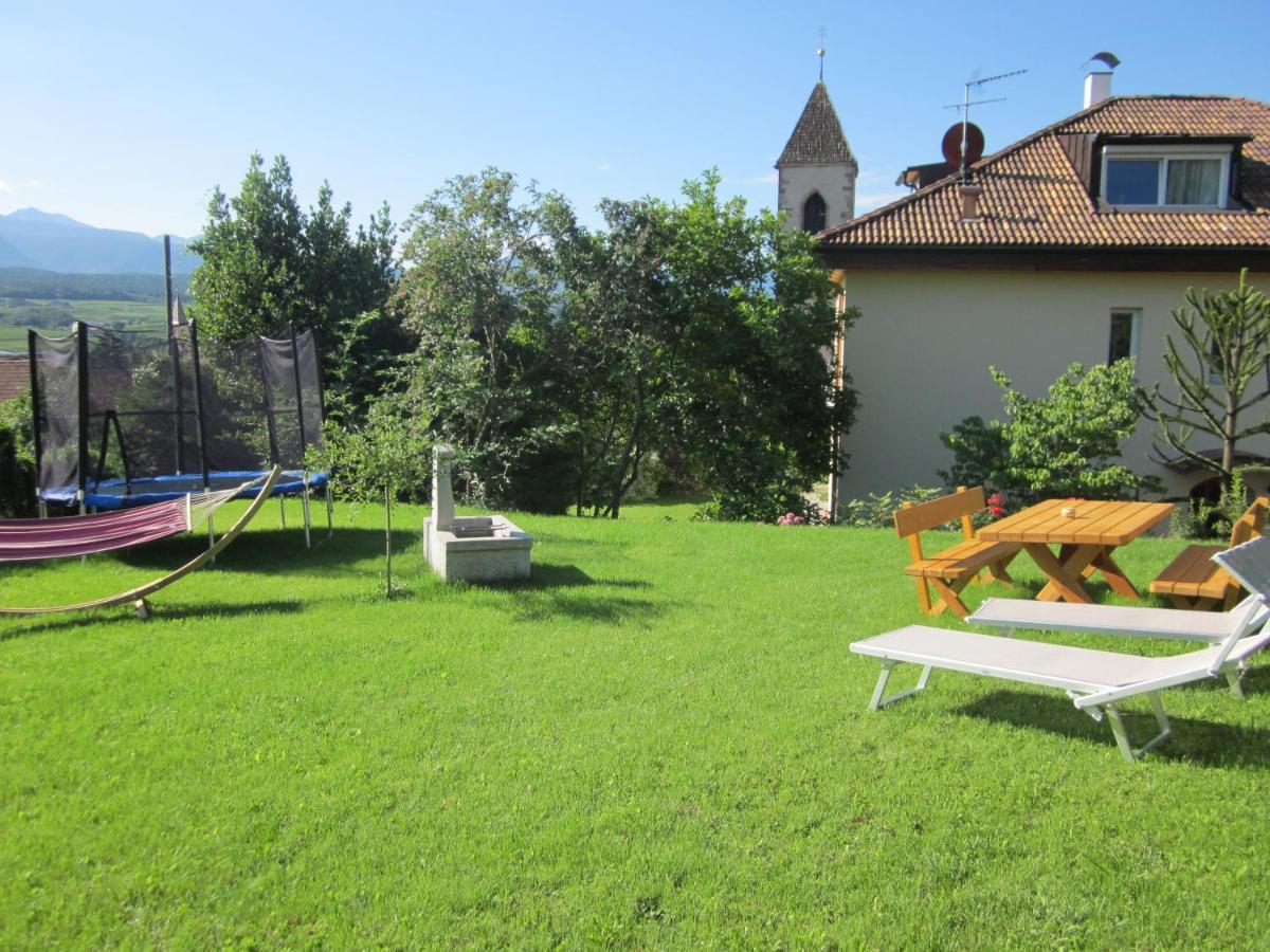 Ferienwohnungen St. Michael Аппиано-Сулла-Страда-дель-Вино Экстерьер фото